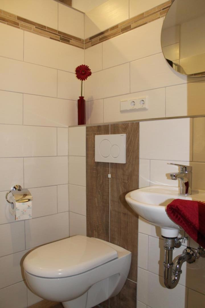 Neu! Ferienhaus Sonnenschein Am Badesee Aurich Exteriör bild