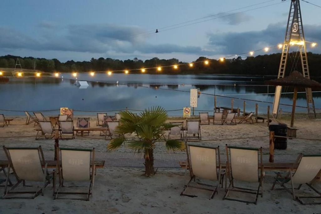 Neu! Ferienhaus Sonnenschein Am Badesee Aurich Exteriör bild