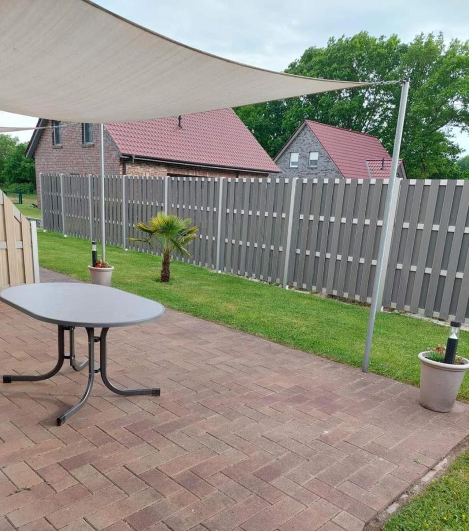 Neu! Ferienhaus Sonnenschein Am Badesee Aurich Exteriör bild