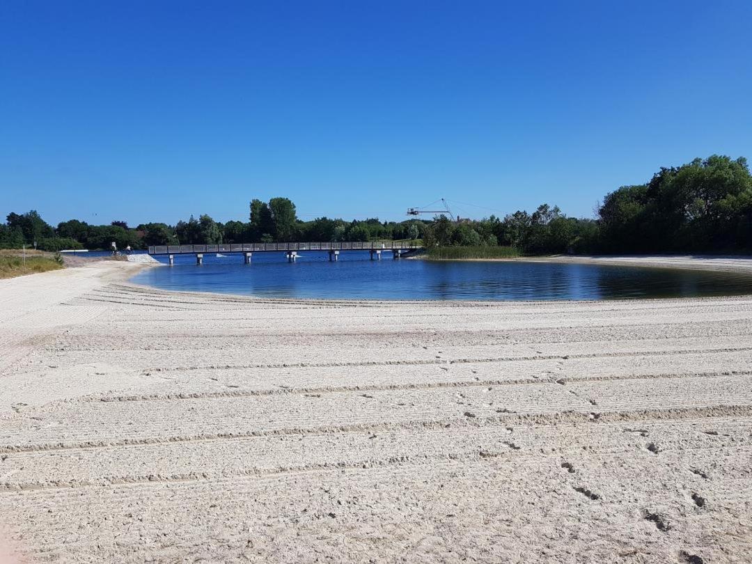 Neu! Ferienhaus Sonnenschein Am Badesee Aurich Exteriör bild